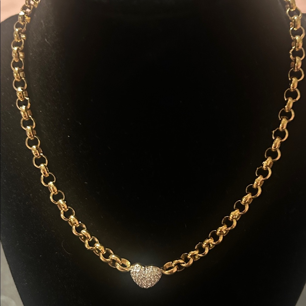 Gold Heart Pendant Necklace